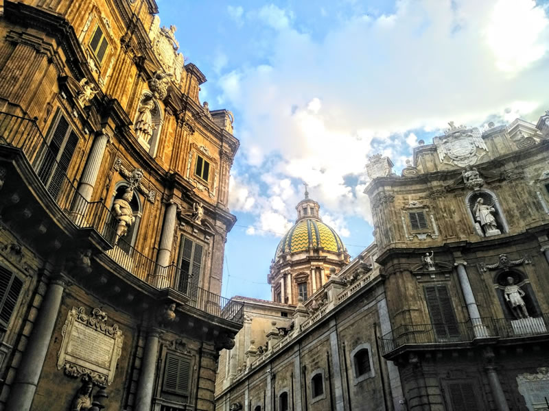 self walking tour palermo